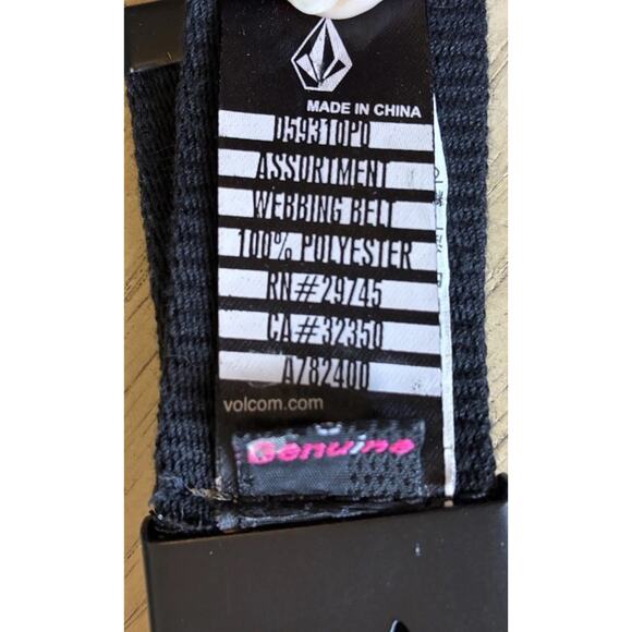 VOLCOM STONE SKATEBOARDS BLACK WEB BELT W BUCKLE BOTTLE OPENER VTG 90S Y2K SKATE - Picture 5 of 11
